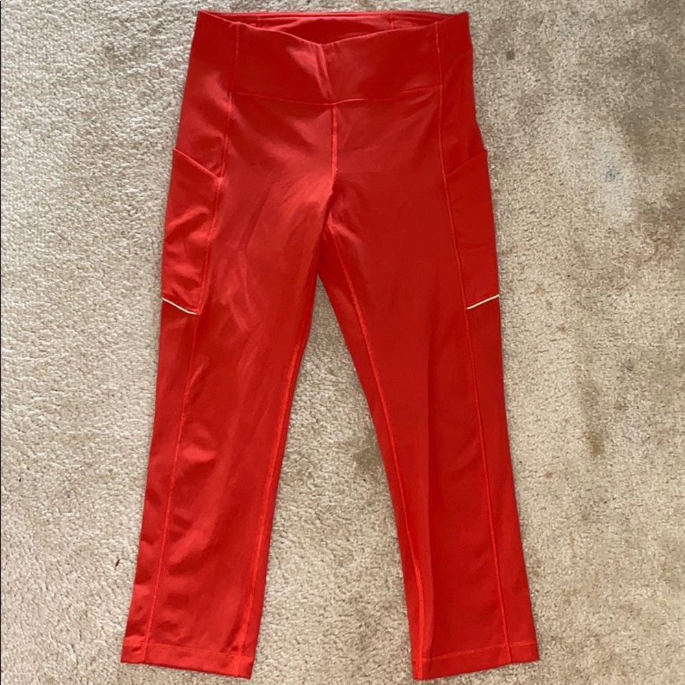 Lululemon Cropped Leggings With Pockets